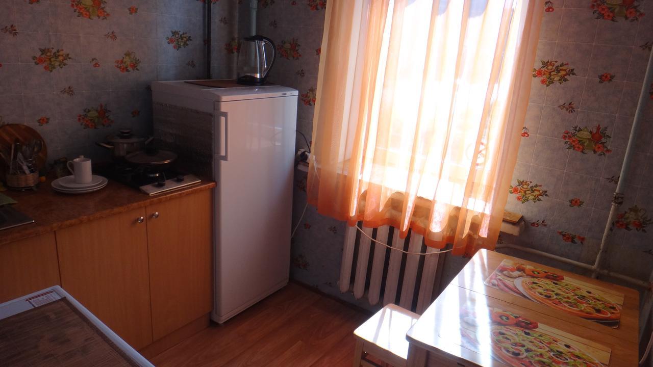 Apartment Near The Central Railway Station Kiev Eksteriør billede