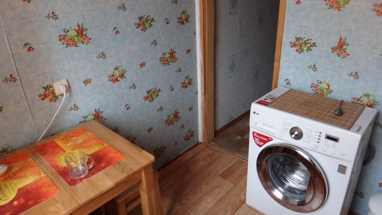 Apartment Near The Central Railway Station Kiev Eksteriør billede